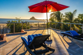 Casa Belen - Beautiful Beach View Home on Stone Island